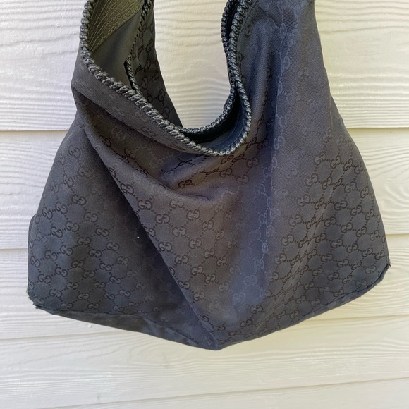 Gucci GG Large Horsebit Hobo - Picture 12 of 16